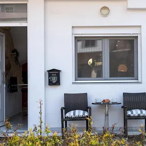  Apartment Palm House Near Airport Griechenland